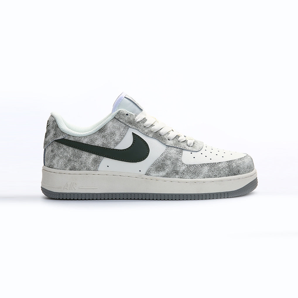 Nike Air Force 1 Low Grigio Marmorizzato con Swoosh Verde Militare