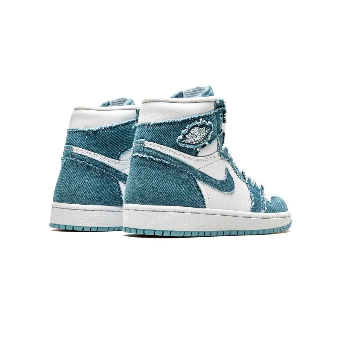 Nike Air Jordan 1 High in Denim Azzurro e Bianco