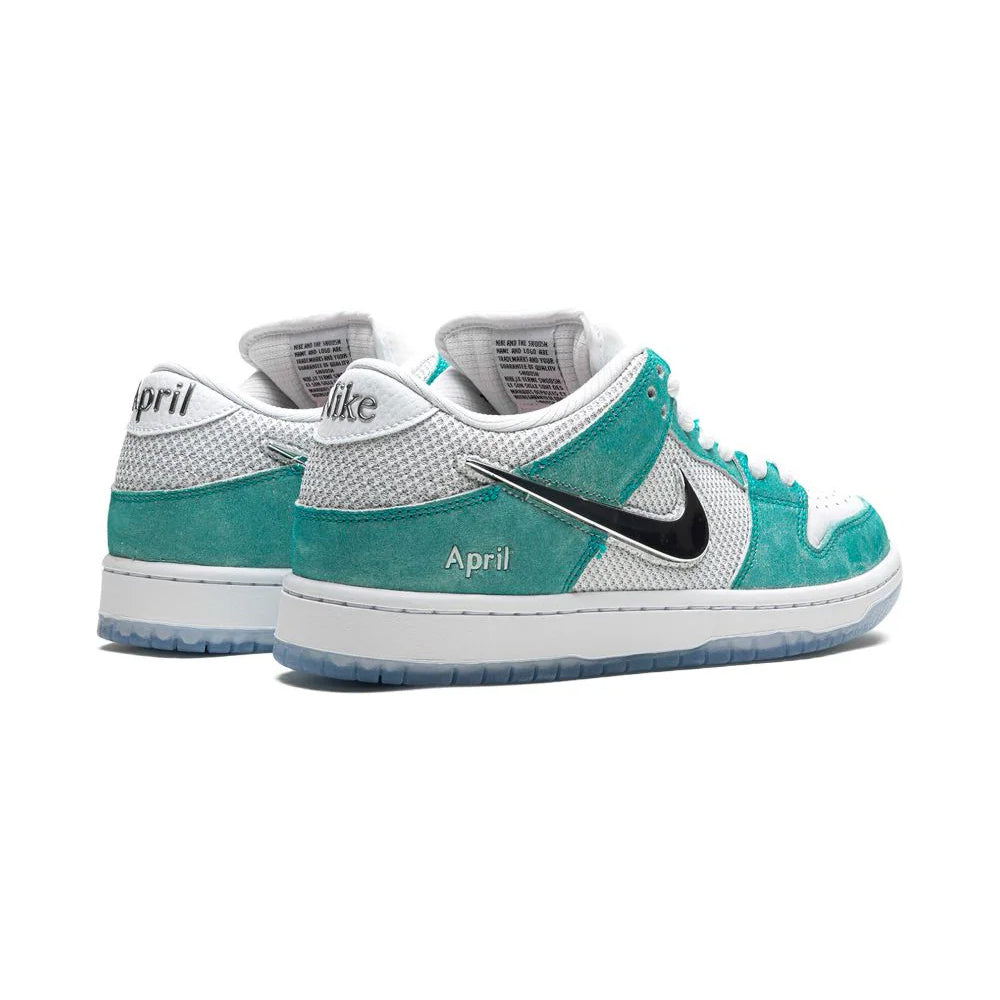 Nike Dunk Low Pro QS Verde April Skateboards Scarpe Uomo