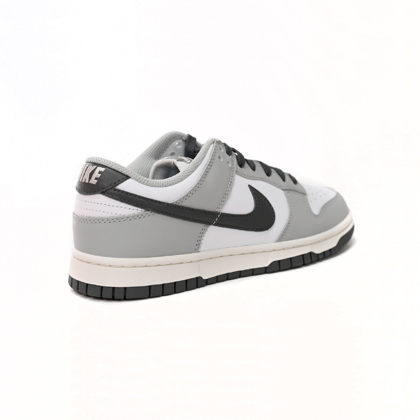 Nike Dunk Low Bianche e Grigie Tobacco Ash Uomo