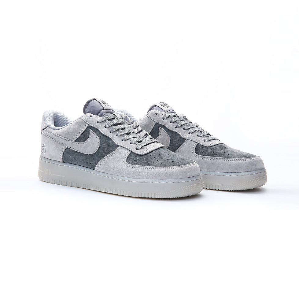 Nike Air Force 1 Low Grigio Lupo Scuro in Pelle Scamosciata