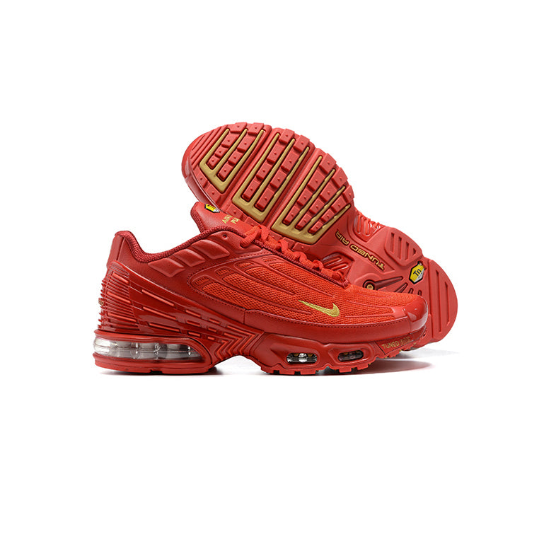 Nike Air Max Plus 3 Rosso Triple Uomo Sneakers Grintose e Moderne