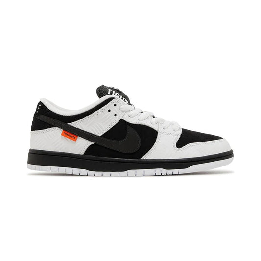 Nike Dunk Low Pro SB Bianco e Nero Tightbooth Scarpe Uomo