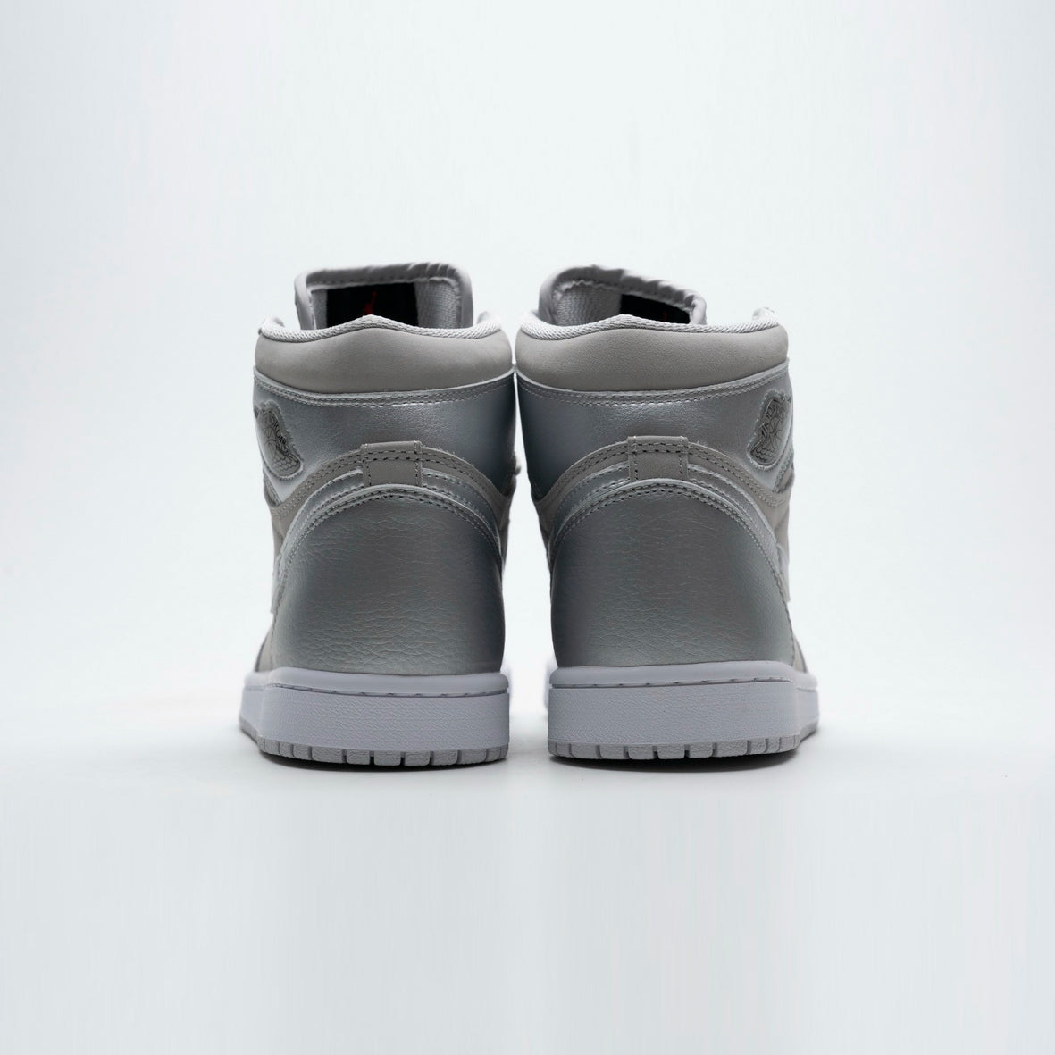 Nike Air Jordan 1 High OG Japan Grigio Neutral in Pelle