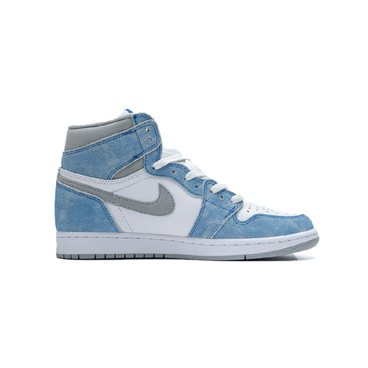 Nike Air Jordan 1 High Hyper Royal Azzurro e Bianco