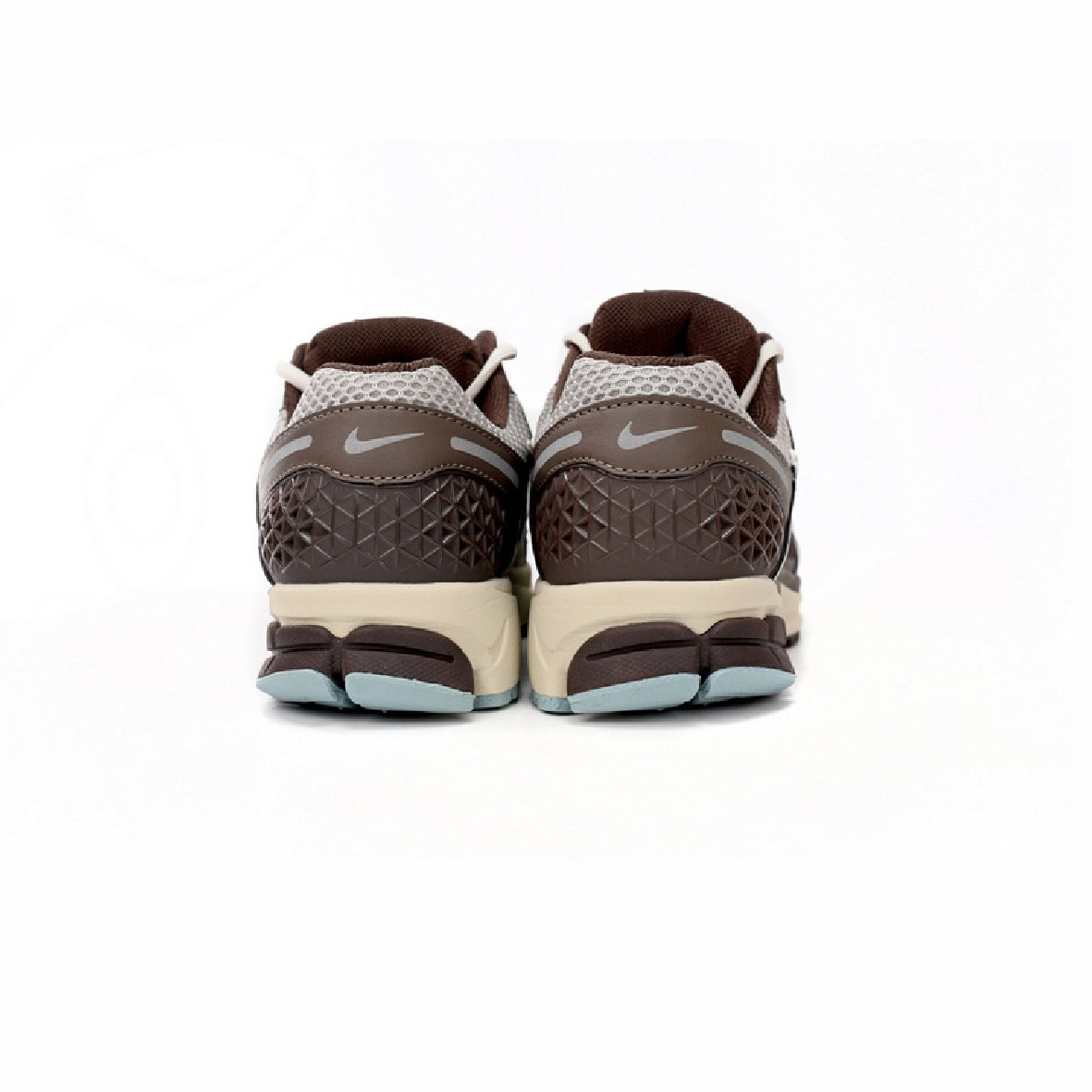 Sneakers Nike Air Zoom Vomero 5 Beige e Marroni - Stile Sportivo Uomo