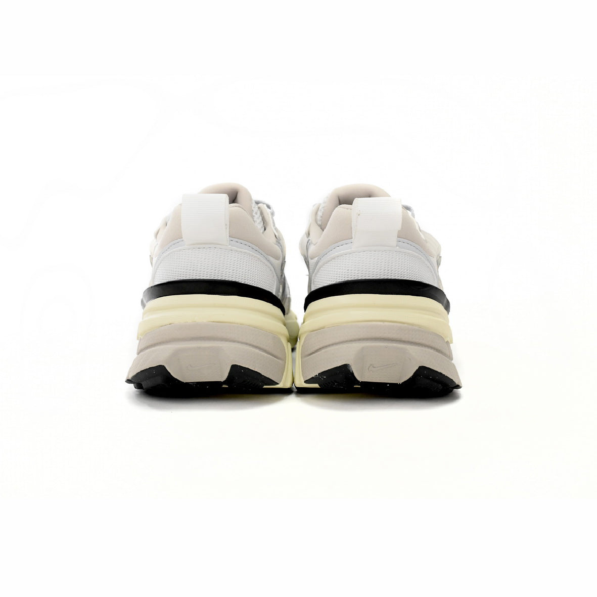Nike V2K Runtekk Argento Metallizzato Scarpe Running Retrò Uomo